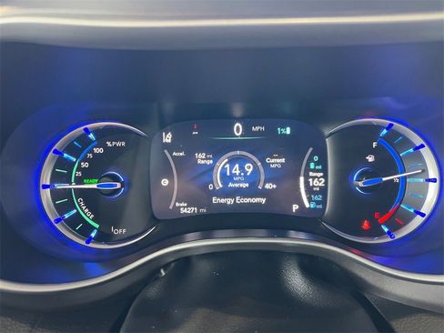 Used 2024 Chrysler Pacifica Select image 31