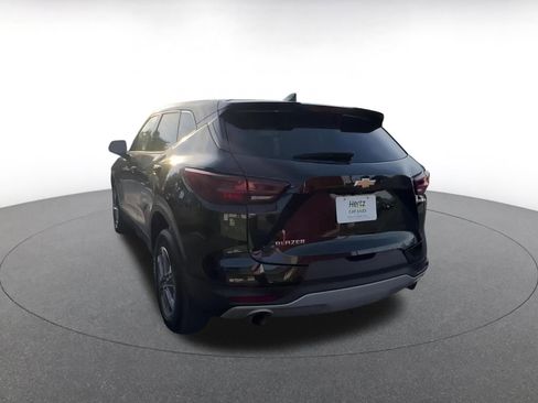 Used 2025 Chevrolet Blazer LT image 11