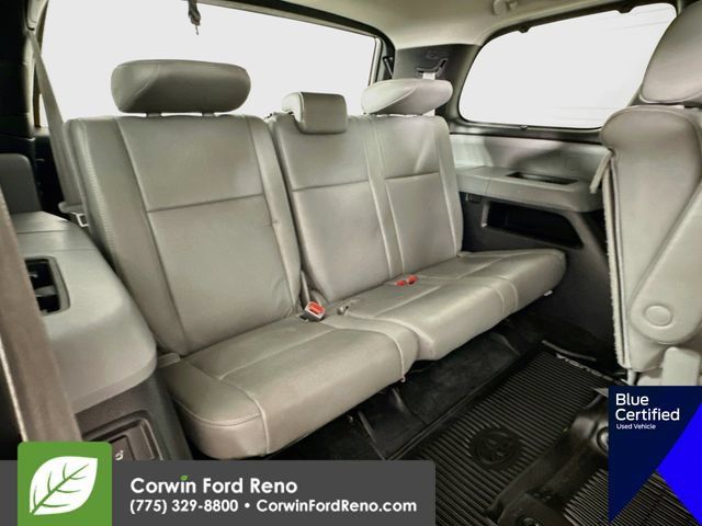 Used 2018 Toyota Sequoia Limited w/ Safety & Convenience Package AWD/4WD image 33