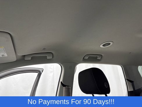 Used 2018 Chevrolet Traverse LT image 23