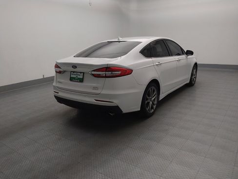 Used 2020 Ford Fusion SEL FWD image 9