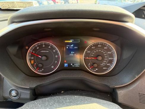 Used 2019 Subaru Ascent Premium AWD/4WD image 16