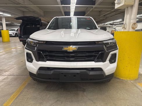 New 2026 Chevrolet Colorado LT w/ LT Convenience Package image 3