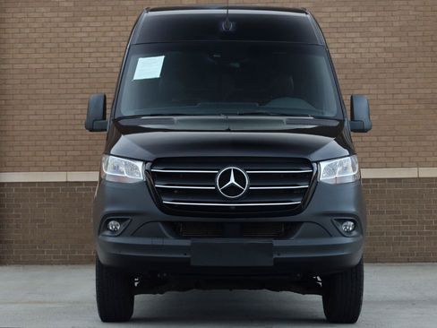 Used 2019 Mercedes-Benz Sprinter 4x4 144 image 6