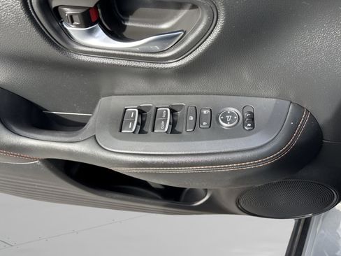 Certified 2023 Honda HR-V Sport image 28