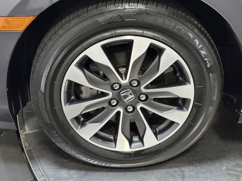 Certified 2023 Honda Odyssey EX-L image 18