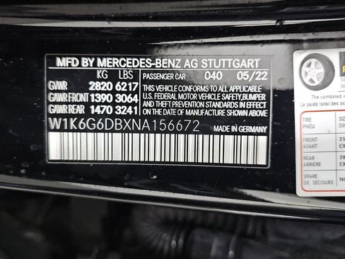 Used 2022 Mercedes-Benz S 500 4MATIC w/ AMG Line Package image 16