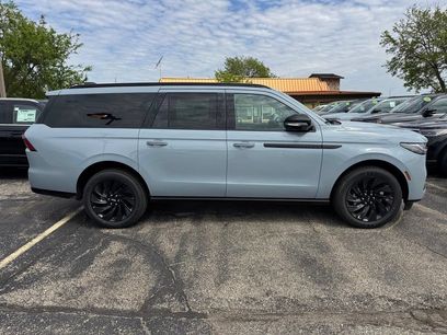 New 2026 Lincoln Navigator L Reserve w/ Jet Appearance Package