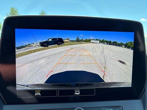 Used 2025 Chevrolet Blazer LT w/ Convenience Package image 25