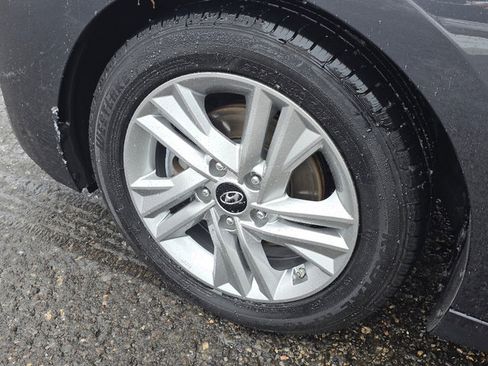 Used 2020 Hyundai Elantra Value Edition w/ Cargo Package (C1) image 31