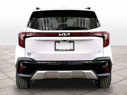 Used 2024 Kia Seltos SX AWD/4WD image 4