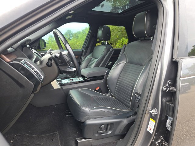 Used 2019 Land Rover Discovery HSE AWD/4WD image 18