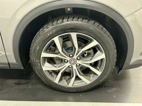 Used 2023 Acura MDX SH-AWD w/ Technology Package image 8