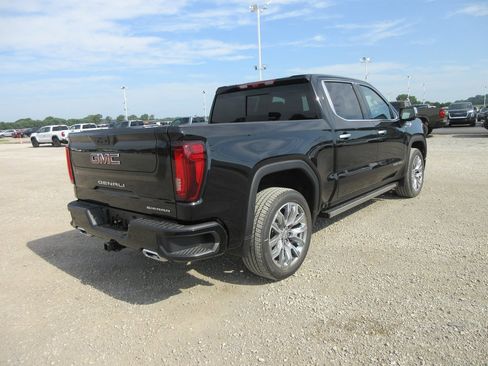 New 2026 GMC Sierra 1500 Denali w/ Denali Reserve Package image 5