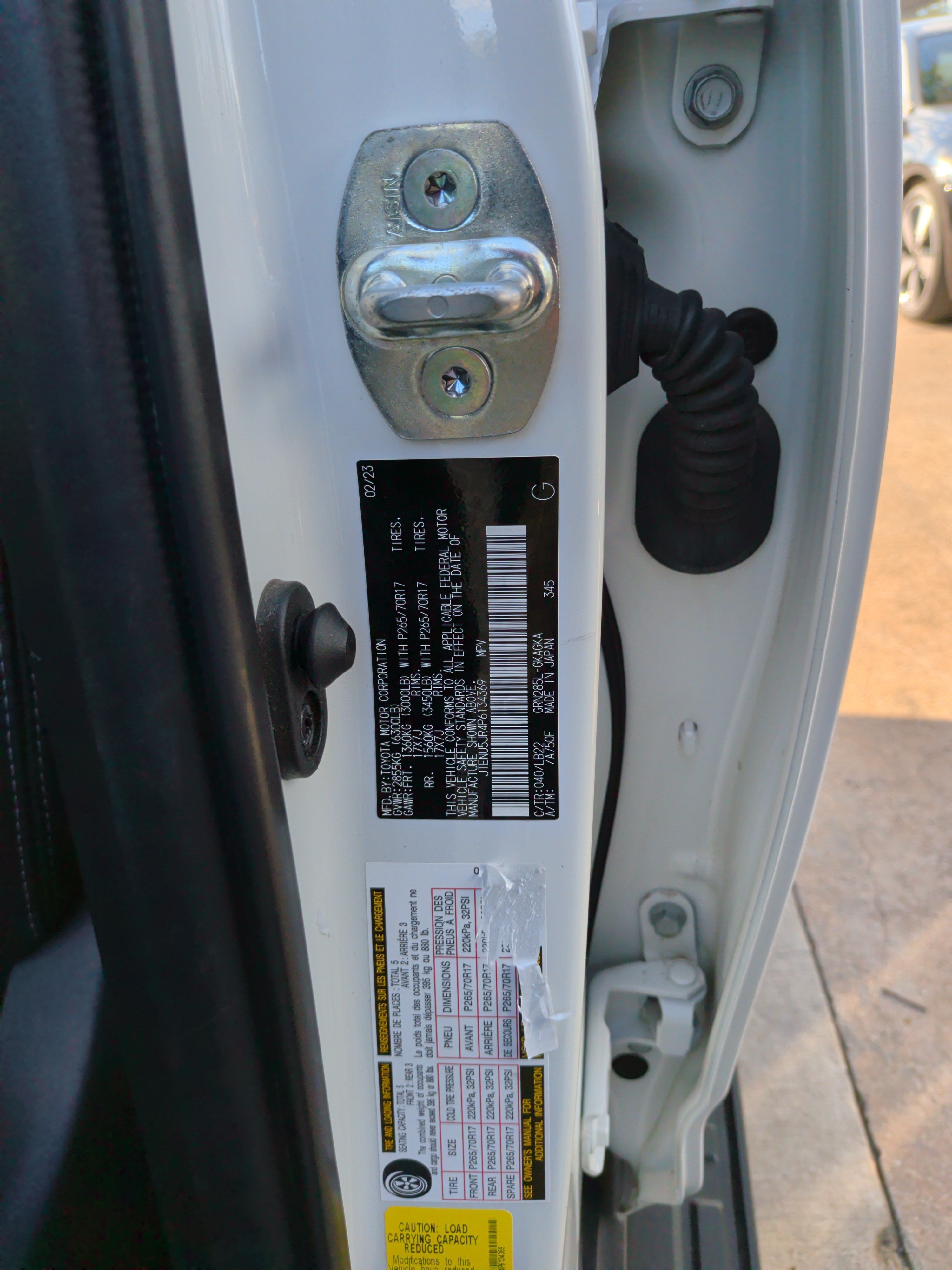 Used 2023 Toyota 4Runner SR5 Premium AWD/4WD image 34