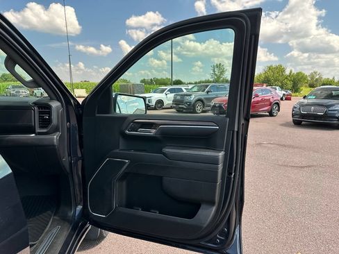 Used 2023 Chevrolet Silverado 1500 LT AWD/4WD image 27