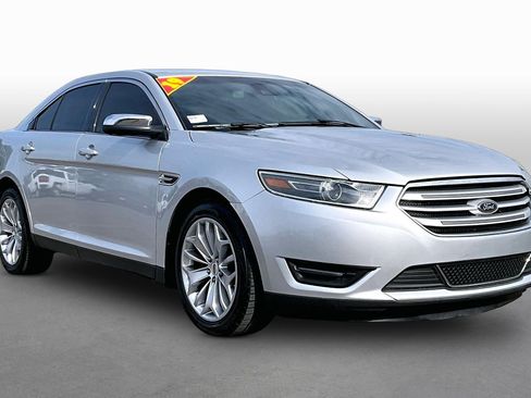 Used 2019 Ford Taurus Limited FWD image 10