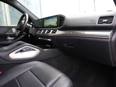 Used 2021 Mercedes-Benz GLS 450 4MATIC image 21