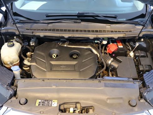 Used 2017 Ford Edge Titanium image 42
