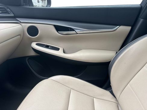 Used 2022 INFINITI QX50 Luxe image 24