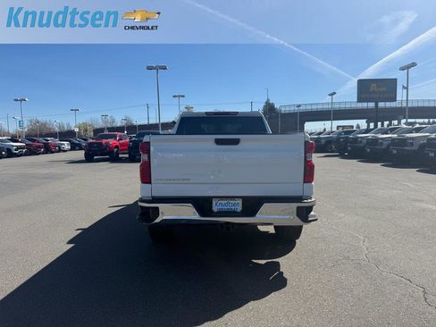 Used 2022 Chevrolet Silverado 1500 W/T w/ WT Value Package image 6