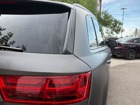 Used 2018 Audi Q7 3.0T Prestige w/ Prestige Package AWD/4WD image 8
