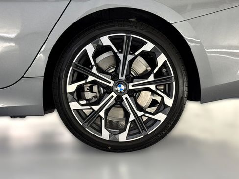 Used 2026 BMW 330i Sedan w/ Premium Package RWD image 12