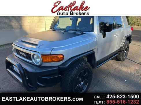 Used 2008 Toyota FJ Cruiser 4WD AT image 1
