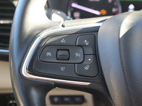 Used 2022 Buick Envision Avenir w/ Safety Package image 20