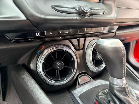 Used 2018 Chevrolet Camaro LT RWD image 16