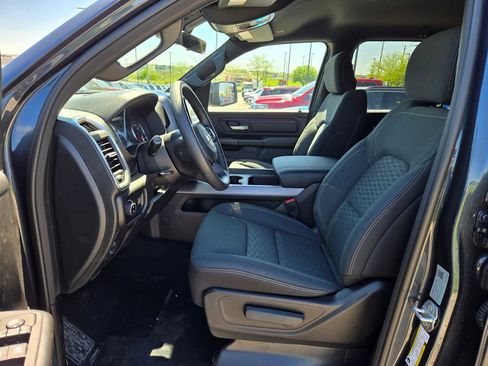 New 2026 RAM 1500 Express AWD/4WD image 13