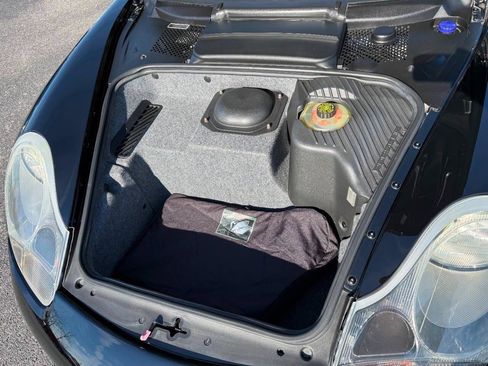 Used 2000 Porsche 911 Carrera 4 image 65