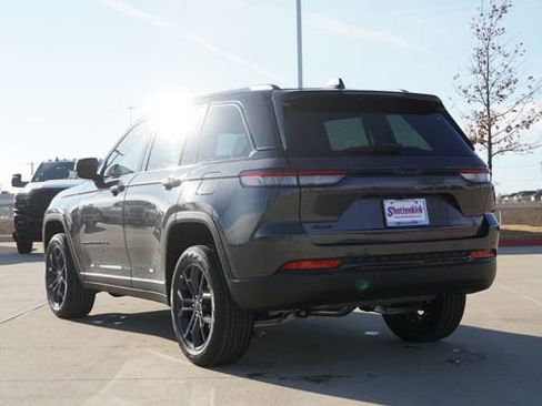 New 2025 Jeep Grand Cherokee Limited AWD/4WD image 7