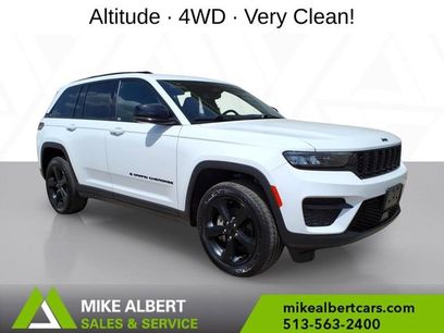 Used 2023 Jeep Grand Cherokee Altitude