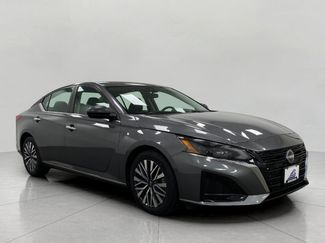 Certified 2025 Nissan Altima 2.5 SV FWD video 1