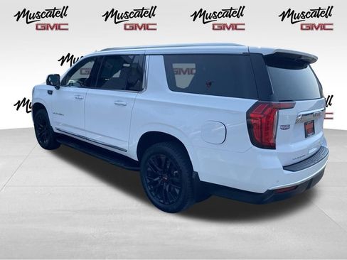Used 2024 GMC Yukon XL SLT w/ SLT Premium Package AWD/4WD image 5