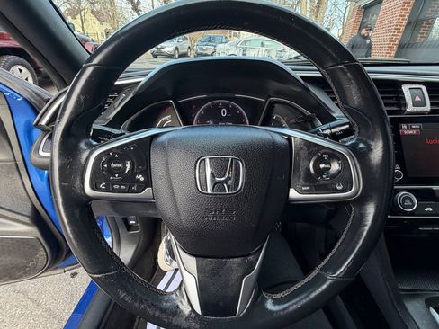 Used 2019 Honda Civic Sport image 11