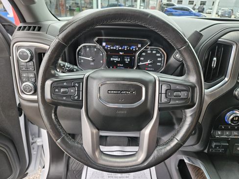 Used 2022 GMC Sierra 2500 Denali w/ Denali Ultimate Package AWD/4WD image 25