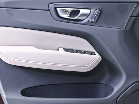 New 2026 Volvo XC60 B5 Core w/ Climate Package AWD/4WD image 6