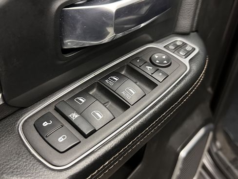 Used 2024 RAM 3500 Laramie w/ Towing Technology Group AWD/4WD image 12