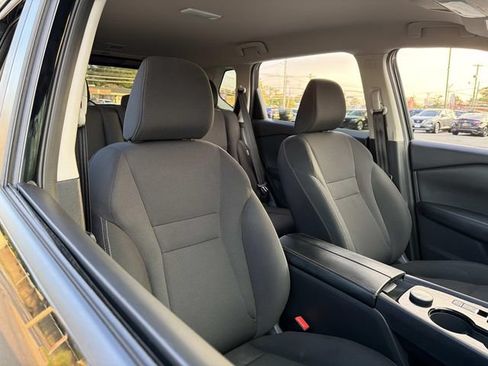 Certified 2025 Nissan Rogue S AWD/4WD image 9