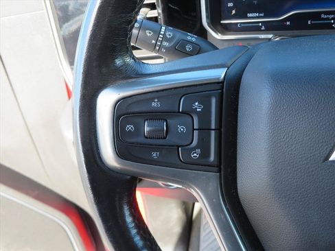 Used 2022 Chevrolet Silverado 1500 LT AWD/4WD image 21