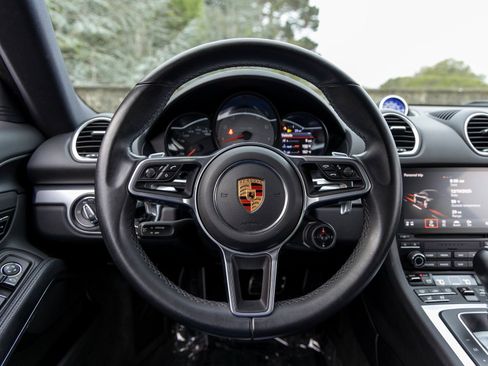 Used 2018 Porsche 718 Cayman S image 30