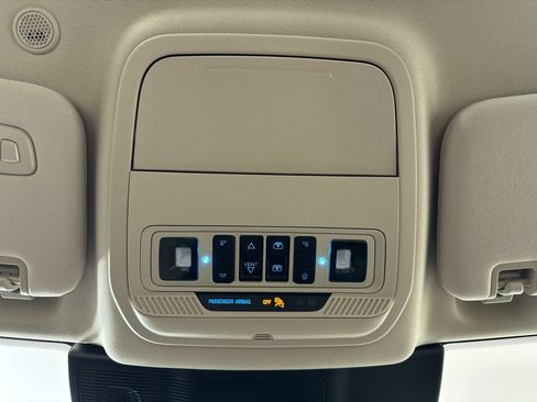 Used 2023 Ford Explorer Platinum w/ Technology Package image 29