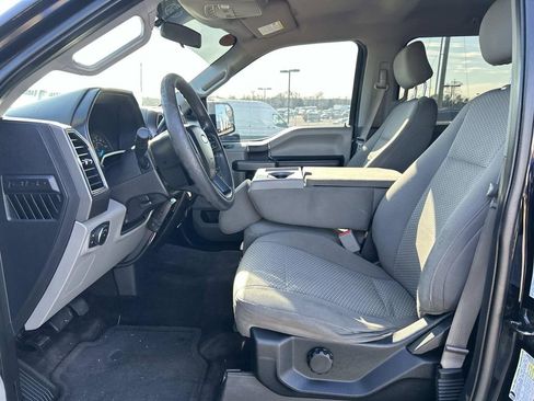 Used 2017 Ford F150 XLT image 22
