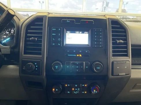 Used 2022 Ford F250 XL w/ Power Equipment Group image 18