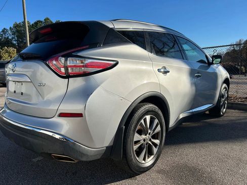 Used 2017 Nissan Murano SV FWD image 5