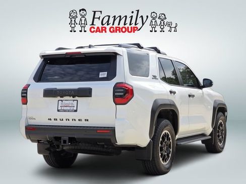 Certified 2025 Toyota 4Runner TRD Off-Road Premium w/ Tow Technology Package AWD/4WD image 4