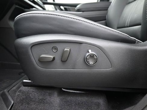 New 2026 Buick Enclave Avenir w/ Super Cruise Package image 13