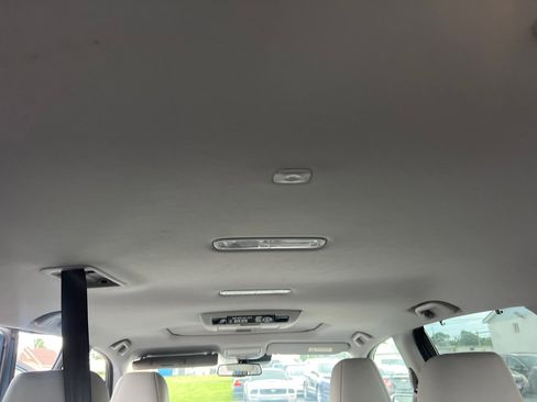 Used 2018 Honda Pilot Touring image 29